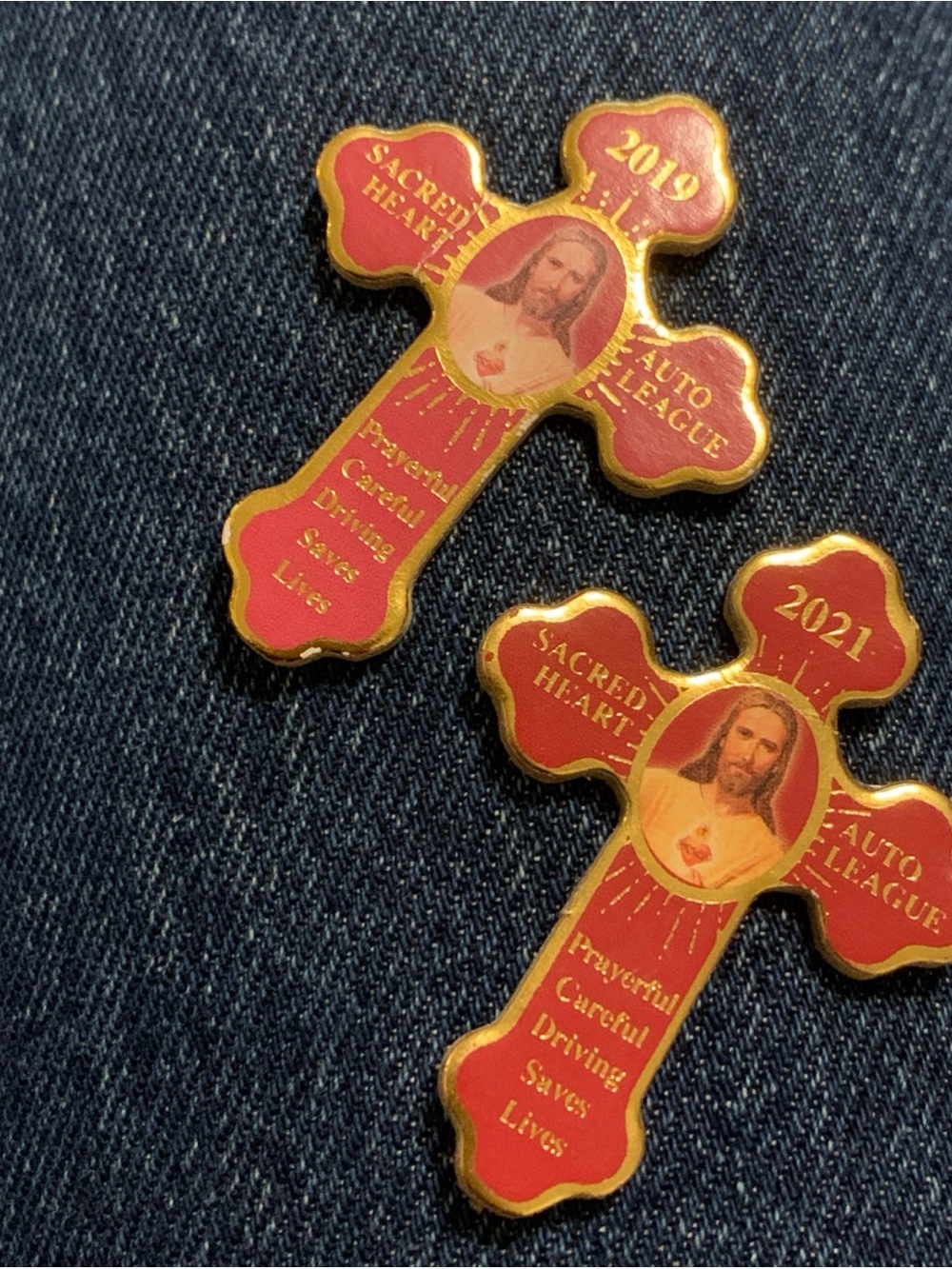 Sacred Heart Auto League Cross Pins - Red & Gold Religious Badge (Pair)